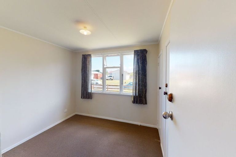 Photo of property in 60-62 Titoki Street, Castlecliff, Whanganui, 4501