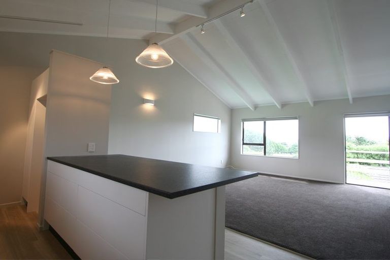 Photo of property in 42 Jackson Terrace, Ranui, Porirua, 5024