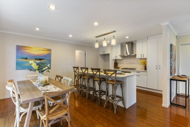 Photo of property in 12 Peerless Avenue, Takanini, 2112