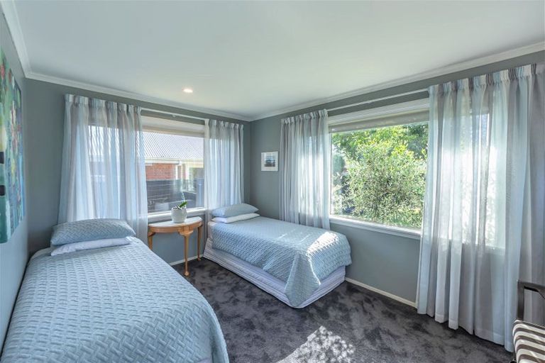 Photo of property in 9 Kennedys Bush Road, Halswell, Christchurch, 8025