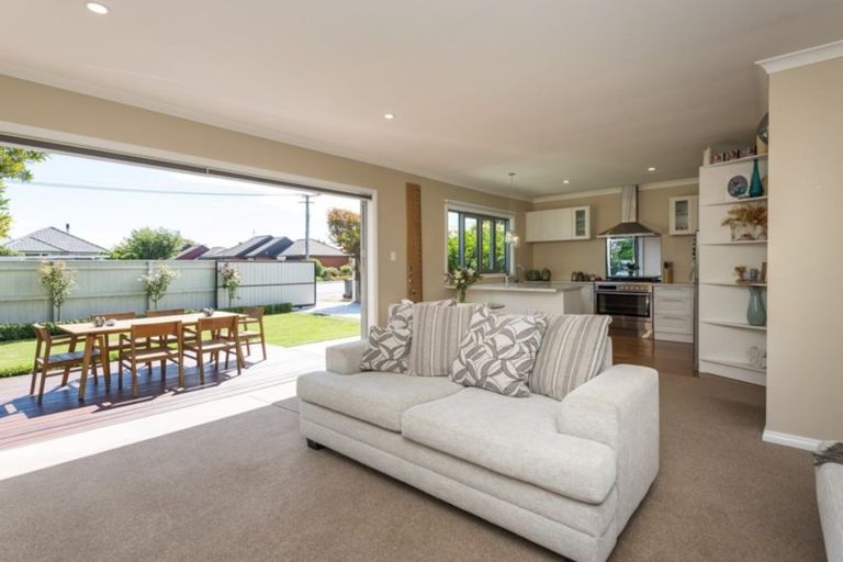 Photo of property in 48a Mcfaddens Road, St Albans, Christchurch, 8052