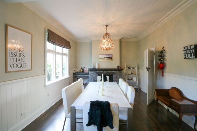 Photo of property in 8 Clifton Terrace, West End, Timaru, 7910