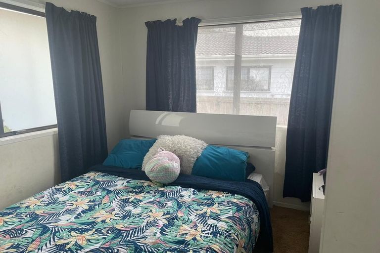 Photo of property in 23 Armada Drive, Ranui, Auckland, 0612