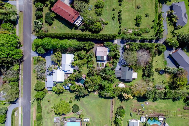 Photo of property in 16 Kendall Road, Kerikeri, 0230