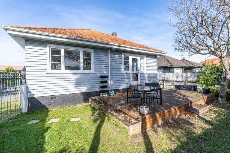 Photo of property in 116 Clarkin Road, Fairfield, Hamilton, 3214