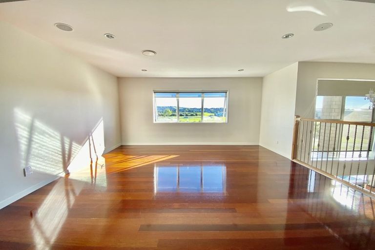 Photo of property in 54 Killarney Drive, Flat Bush, Auckland, 2019