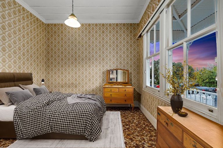 Photo of property in 64 Princes Street, Northcote Point, Auckland, 0627