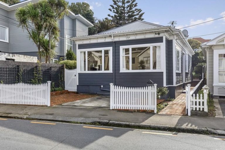 Photo of property in 8 Henry Street, Kilbirnie, Wellington, 6022