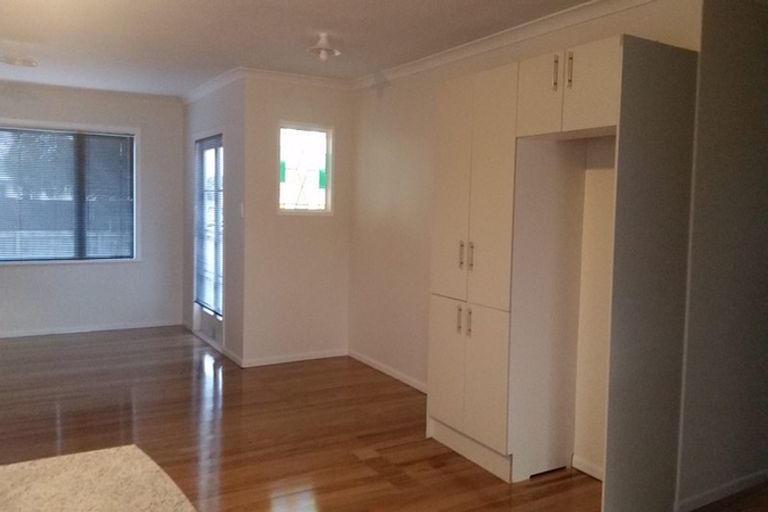 Photo of property in 10 Cotton Street, St Andrews, Hamilton, 3200