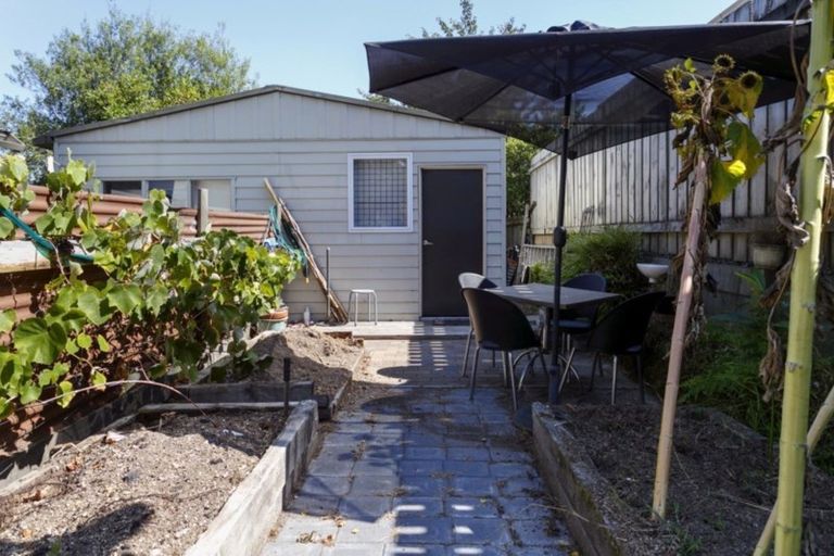 Photo of property in 32a Tamatea Road, Taupo, 3330