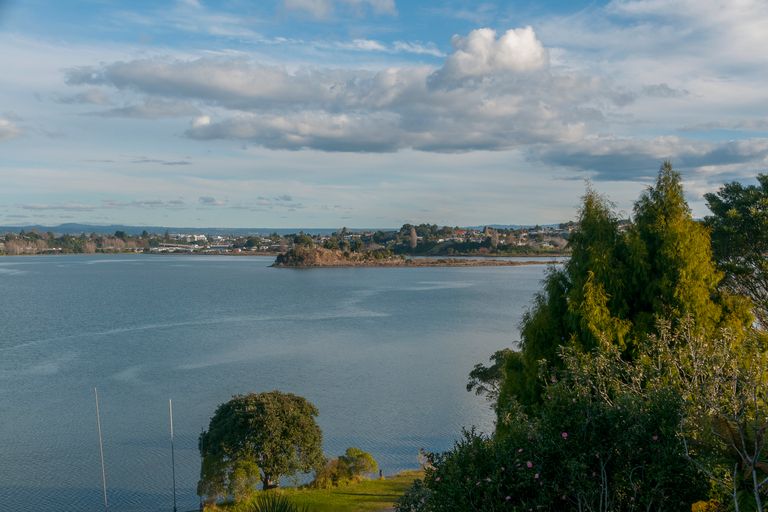 Photo of property in 19 Roderick Street, Otumoetai, Tauranga, 3110