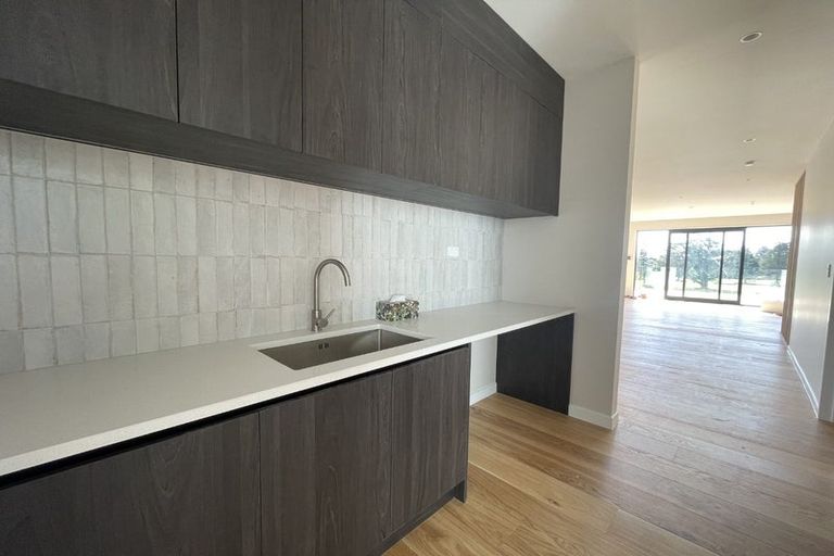 Photo of property in 15a Benders Avenue, Hillcrest, Auckland, 0627