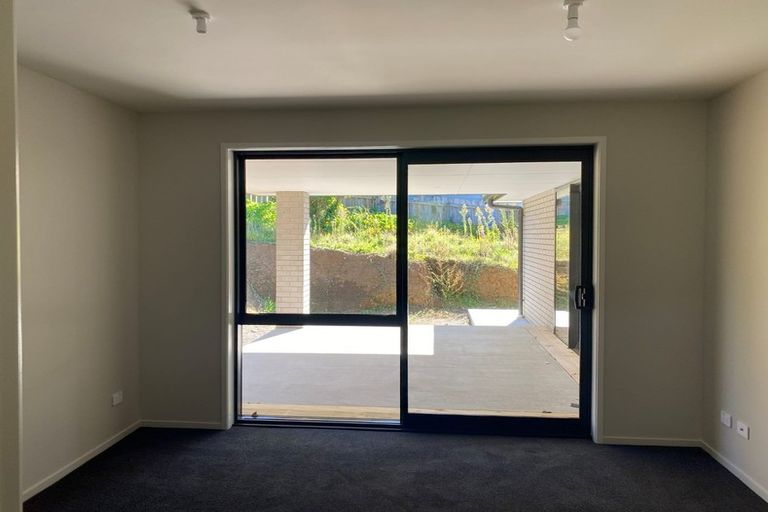 Photo of property in 21 Paritutu Road, Spotswood, New Plymouth, 4310
