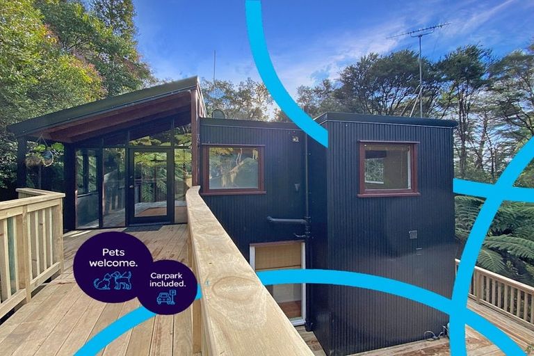 Photo of property in 221 Titirangi Road, Titirangi, Auckland, 0604