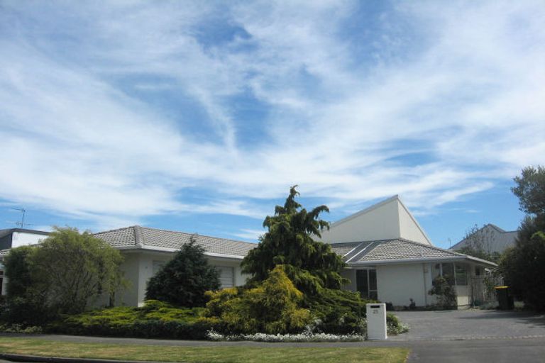 Photo of property in 25 Oregon Place, Burwood, Christchurch, 8061