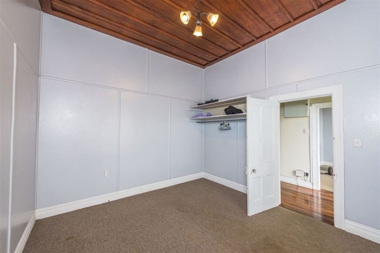 Photo of property in 37 Gibson Street, Aramoho, Whanganui, 4500