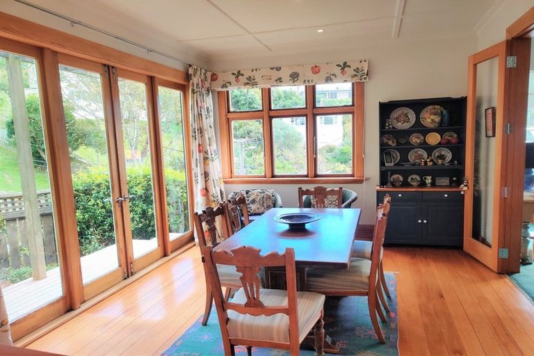 Photo of property in 65 Bombay Street, Ngaio, Wellington, 6035