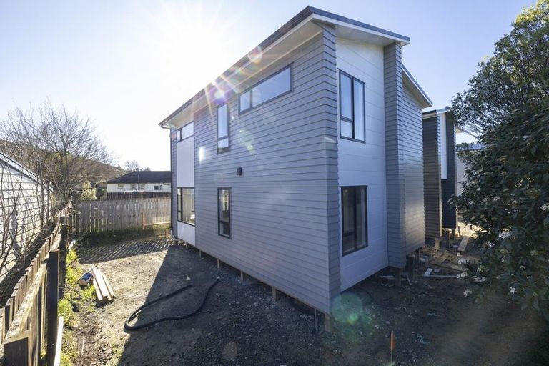 Photo of property in 1 Bledisloe Crescent, Wainuiomata, Lower Hutt, 5014