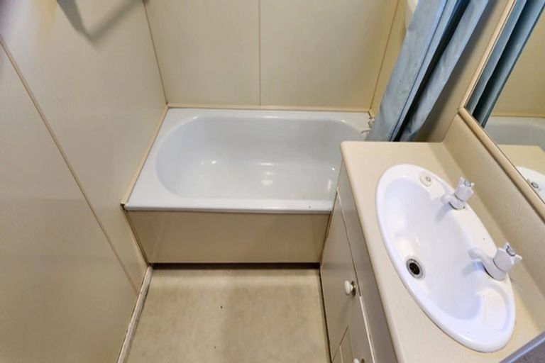 Photo of property in 58 Russley Road, Russley, Christchurch, 8042