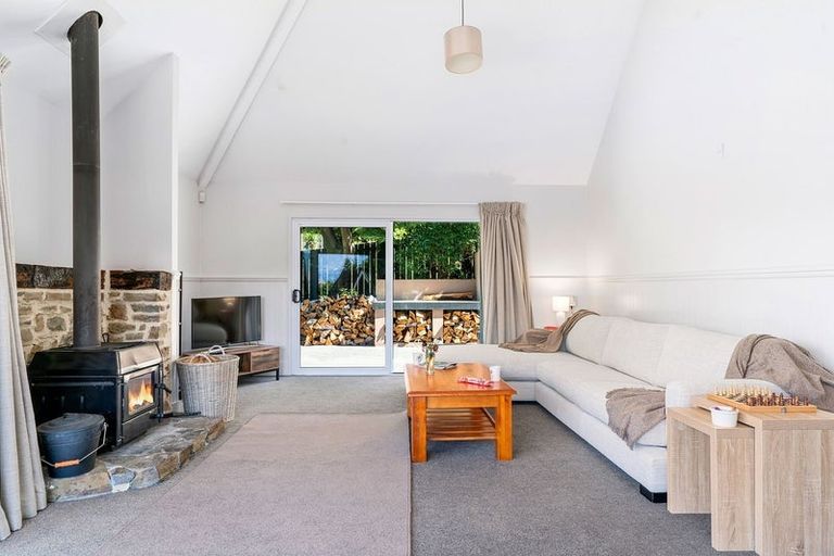 Photo of property in 8 Arawata Terrace, Fernhill, Queenstown, 9300