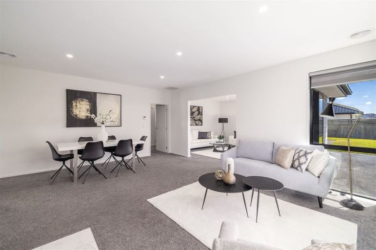 Photo of property in 6 Bryden Place, Halswell, Christchurch, 8025