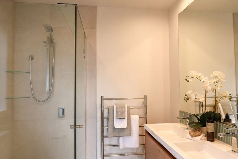 Photo of property in 17a Brightwater Terrace, Terrace End, Palmerston North, 4410