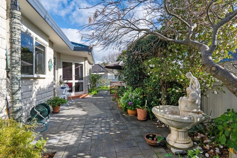 Photo of property in 5 Kingsgate Row, Havelock North, 4130