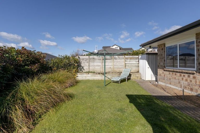 Photo of property in 15 Parkland Rise, Omokoroa, 3114