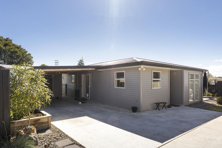 Photo of property in 65a Robinson Crescent, Westbrook, Palmerston North, 4412