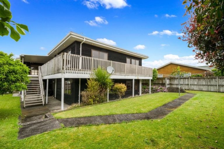 Photo of property in 109 Wiseley Road, West Harbour, Auckland, 0618