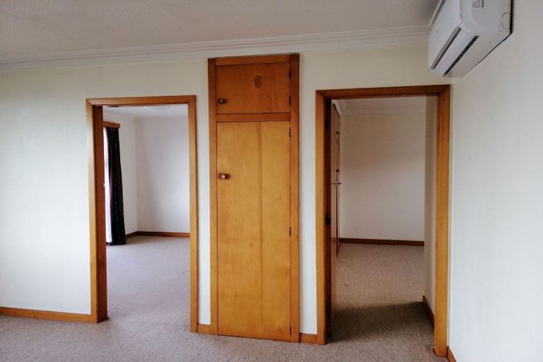 Photo of property in 92 Eglinton Road, Mornington, Dunedin, 9011