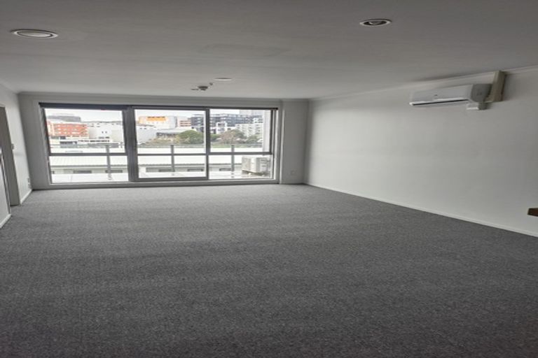 Photo of property in 4b/20 Charlotte Street, Eden Terrace, Auckland, 1021