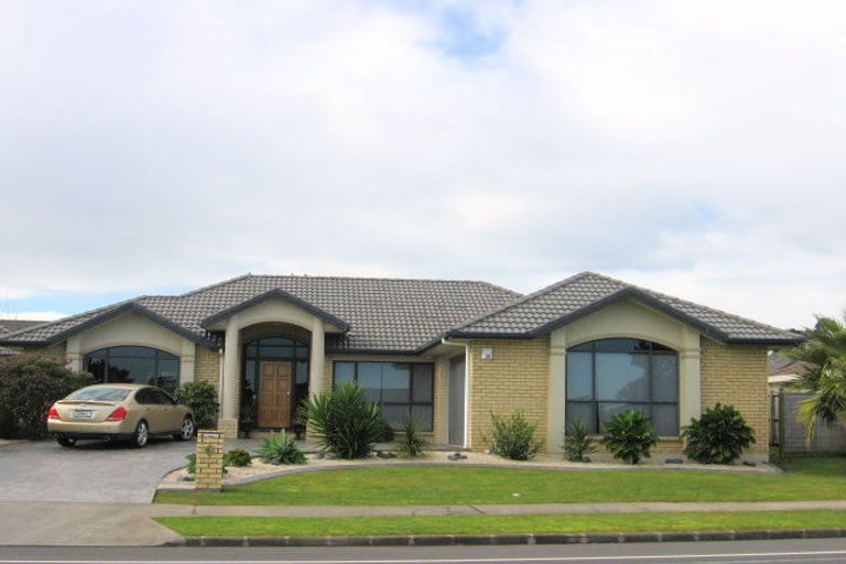 Photo of property in 150 Kilkenny Drive, East Tamaki Heights, Auckland, 2016