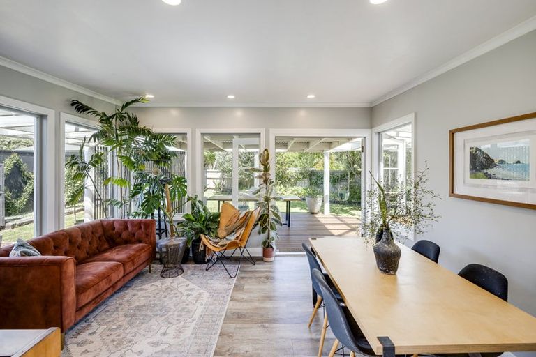 Photo of property in 23 Petane Road, Bay View, Napier, 4104