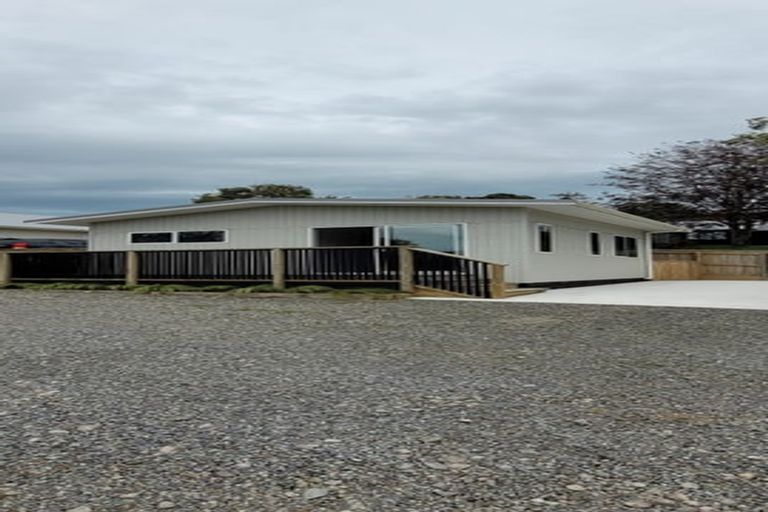 Photo of property in 104 Carthew Street, Okato, 4335