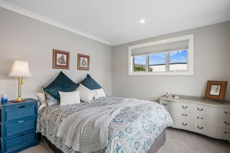 Photo of property in 8 Saint Columbans Grove, Boulcott, Lower Hutt, 5010