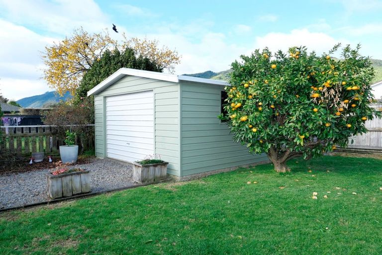 Photo of property in 7a Belvedere Avenue, Waikanae, 5036