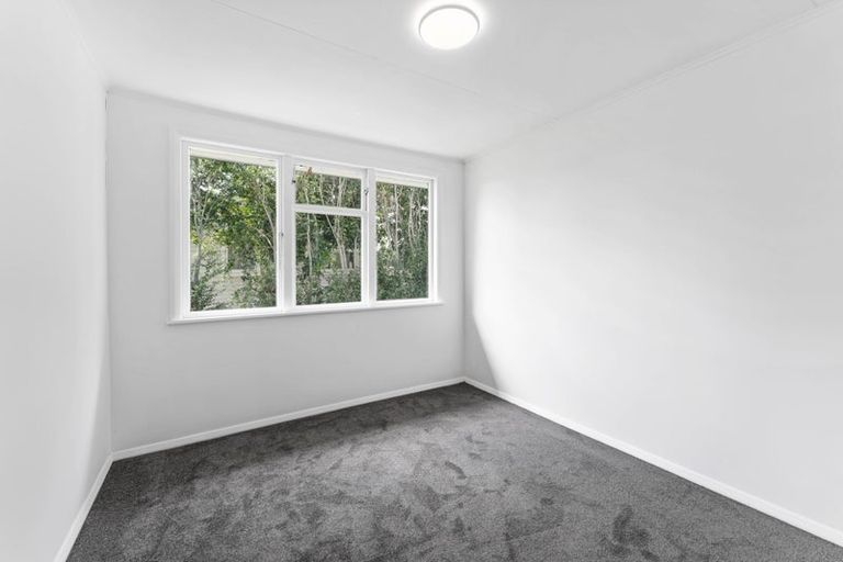 Photo of property in 46 Caravelle Close, Mangere, Auckland, 2022