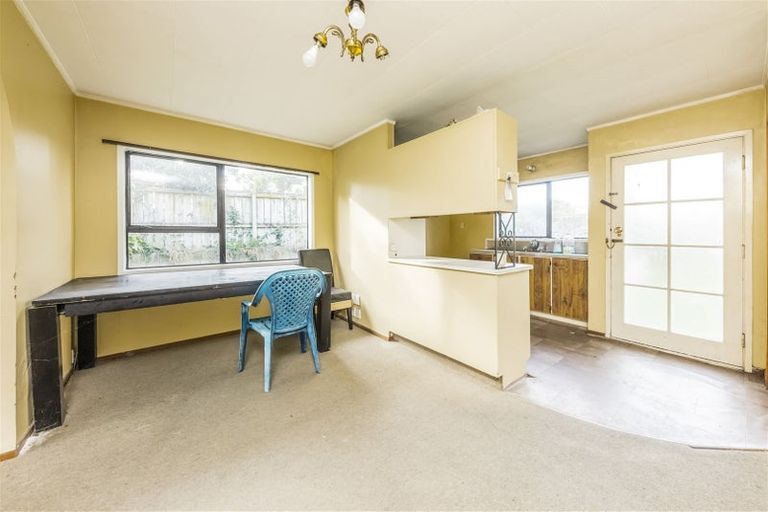 Photo of property in 6 Rako Place, Manurewa, Auckland, 2102