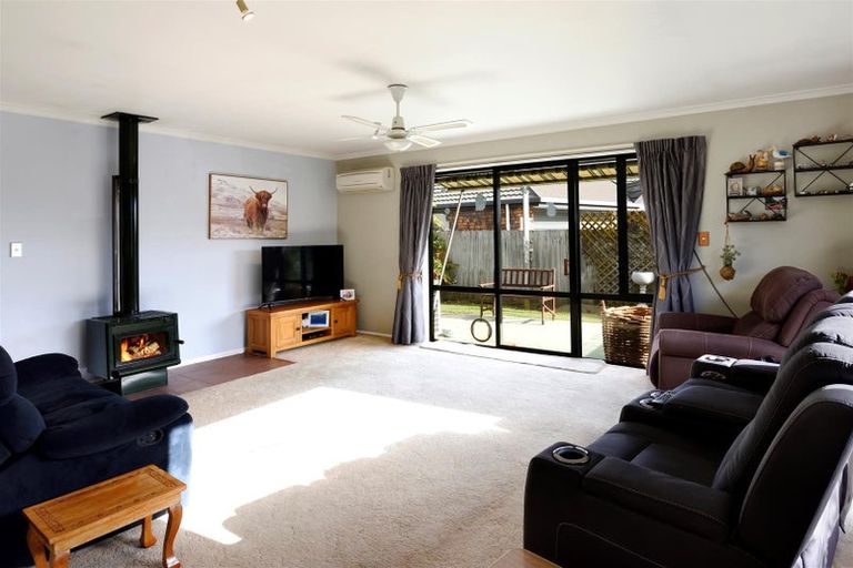 Photo of property in 6 Baxter Place, Stoke, Nelson, 7011