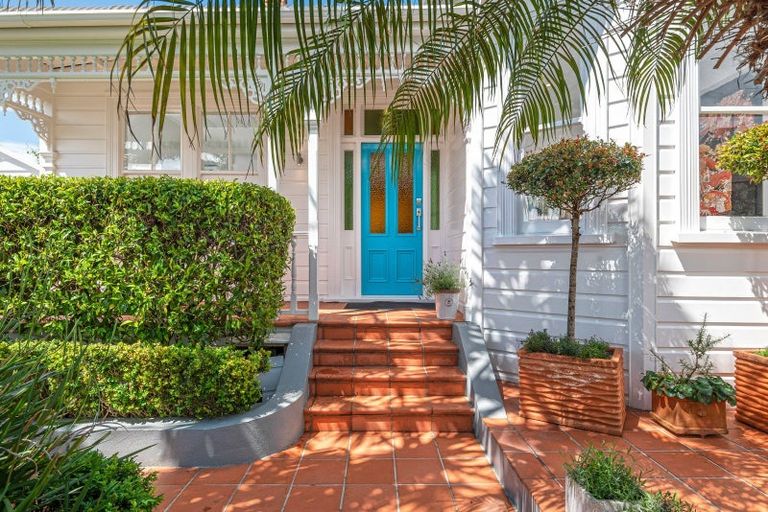 Photo of property in 73 St Marys Road, Saint Marys Bay, Auckland, 1011