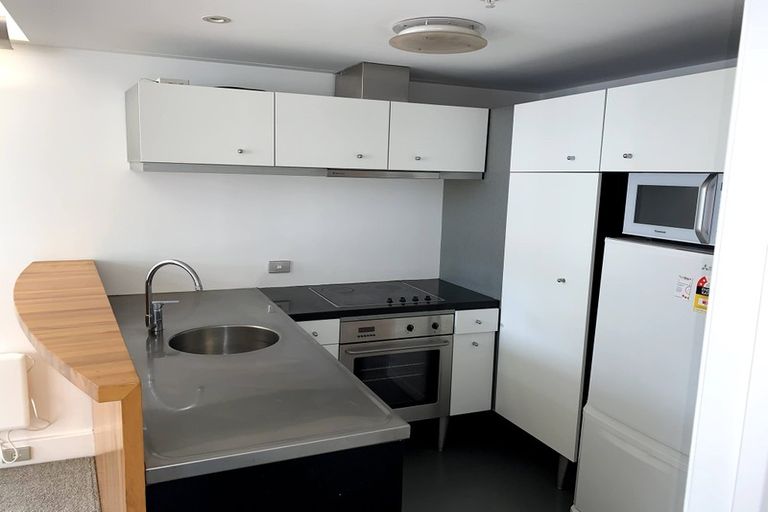 Photo of property in St Pauls Apartments, 31/43 Mulgrave Street, Thorndon, Wellington, 6011