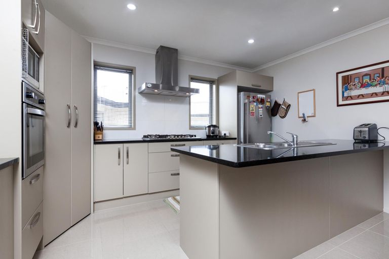 Photo of property in 16c Cyrus Street, Whalers Gate, New Plymouth, 4310