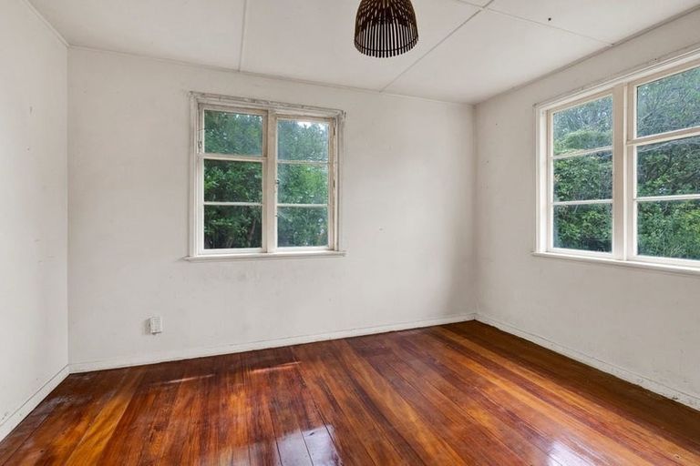 Photo of property in 5 Gisborne Terrace, Opunake, 4616