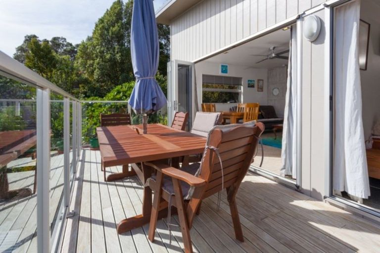 Photo of property in 126 Oratia Place, Onemana, Whangamata, 3691