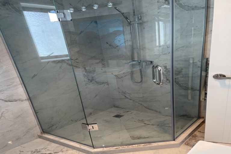 Photo of property in 33d Hillcrest Road, Papatoetoe, Auckland, 2025