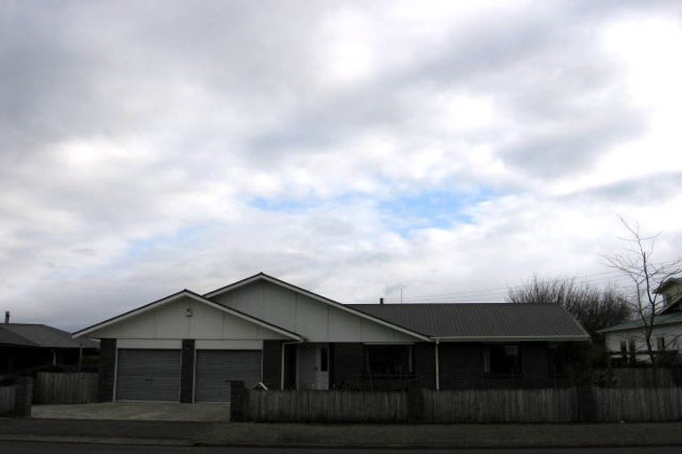 Photo of property in 124 Pownall Street, Masterton, 5810