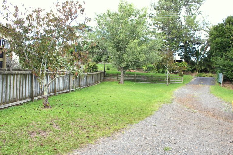 Photo of property in 77 Donald Road, Kaitaia, 0410