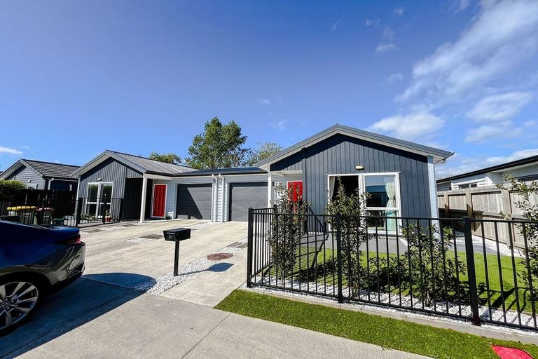 Photo of property in 21 Harore Road, Takanini, 2112