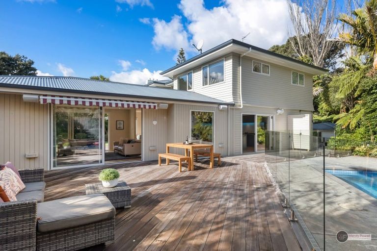 Photo of property in 2a Bloomfield Terrace, Hutt Central, Lower Hutt, 5010